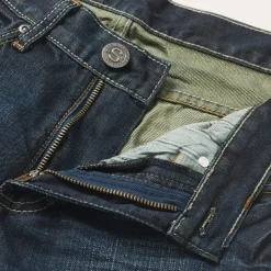 1312 Fit Jeans With a Pieced Back Pocket