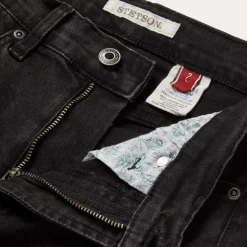 915 High Rise Straight Fit Crop Jeans