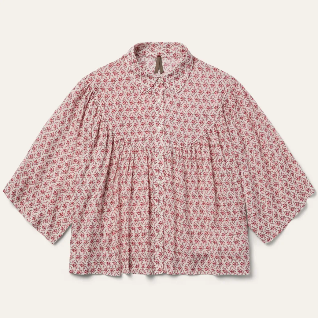 Short-Sleeved Cottage Floral Blouse